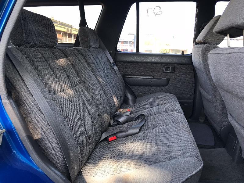 1992 TOYOTA Hilux Surf