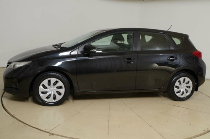 2013 TOYOTA COROLLA ASCENT ZRE182R