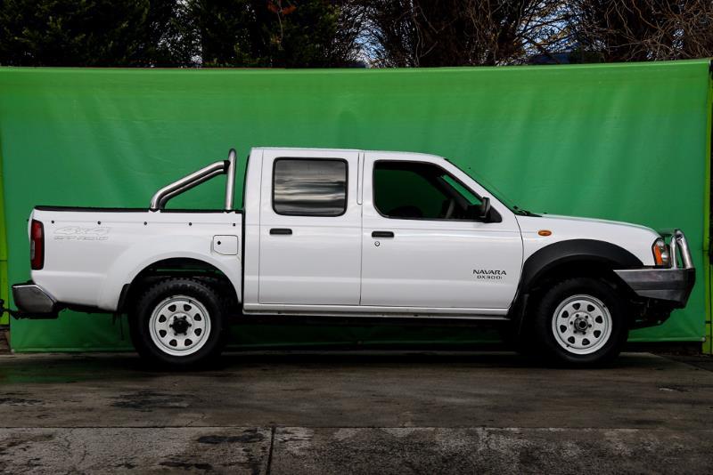 2006 NISSAN NAVARA DX D22