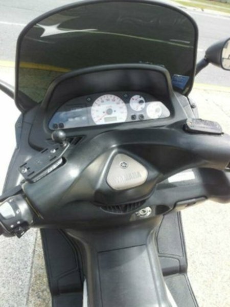2001 YAMAHA TMAX (XP500)