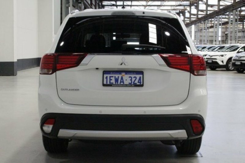 2015 MITSUBISHI OUTLANDER ES (4x4) ZJ MY14.5