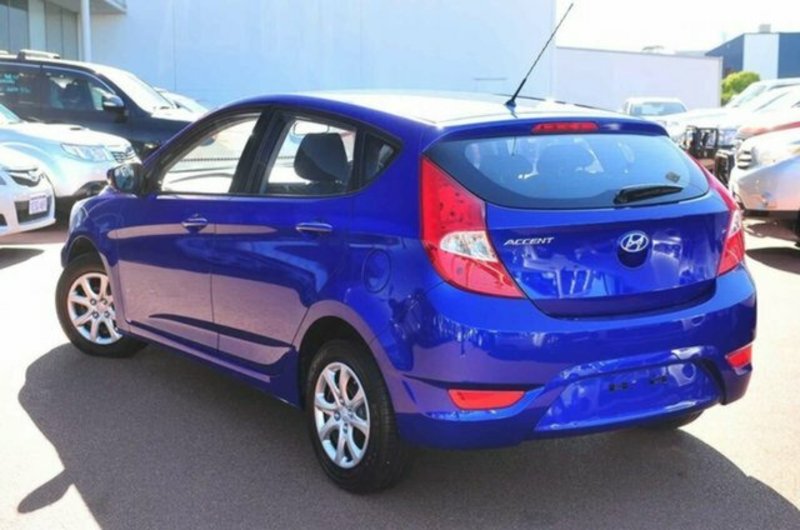 2014 HYUNDAI ACCENT ACTIVE RB2