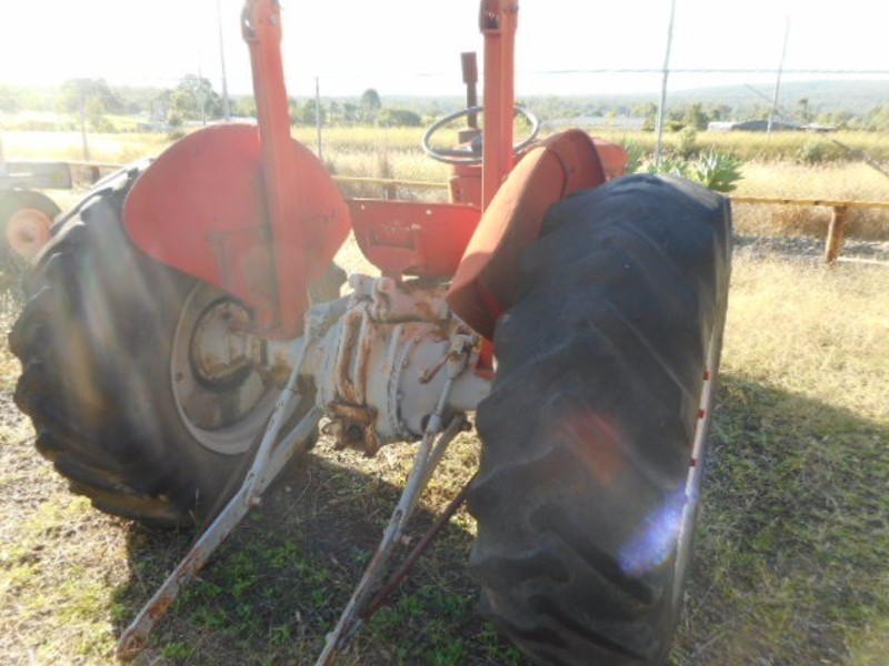 MASSEY FERGUSON 65 Tractor 65 Tractor