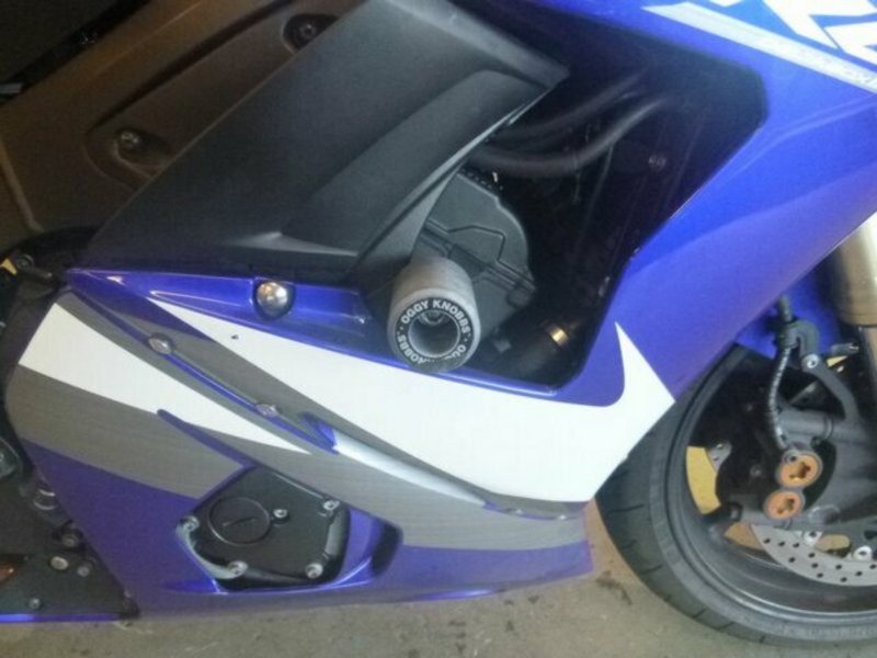 2005 YAMAHA 600CC YZF-R6 T