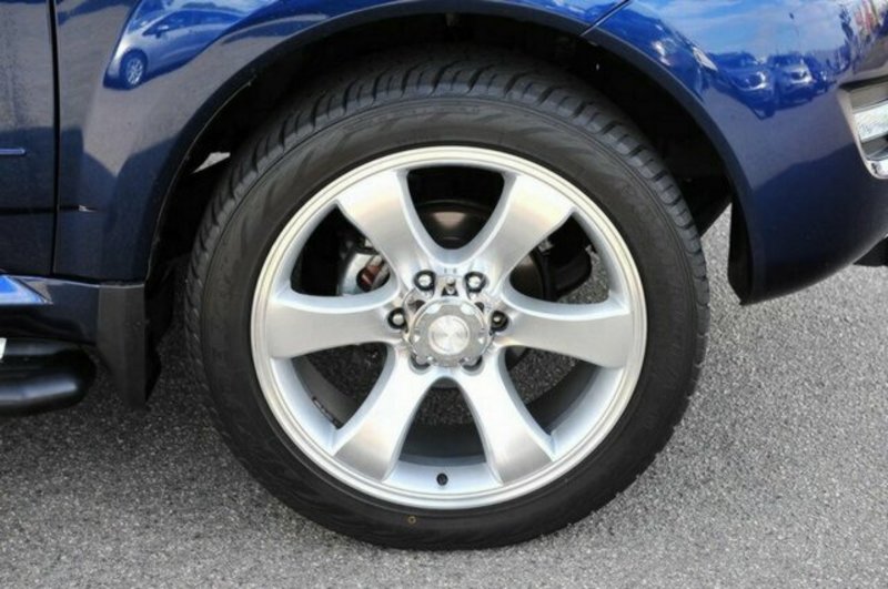2011 GREAT WALL MOTORS X240 (4x4) CC6461KY