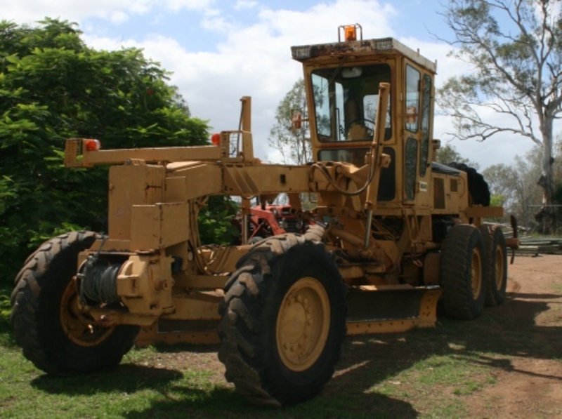 Mitsubishi MG400 14