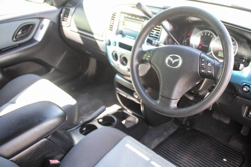 2005 MAZDA TRIBUTE LUXURY