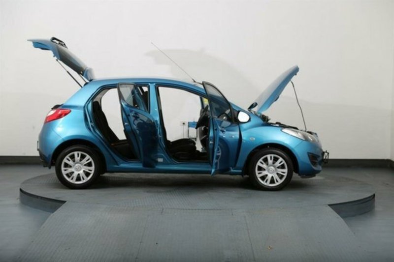 2010 MAZDA MAZDA2 NEO DE