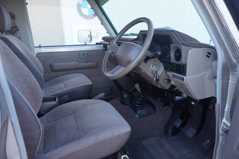 2006 TOYOTA LANDCRUISER RV (4x4) HDJ79R