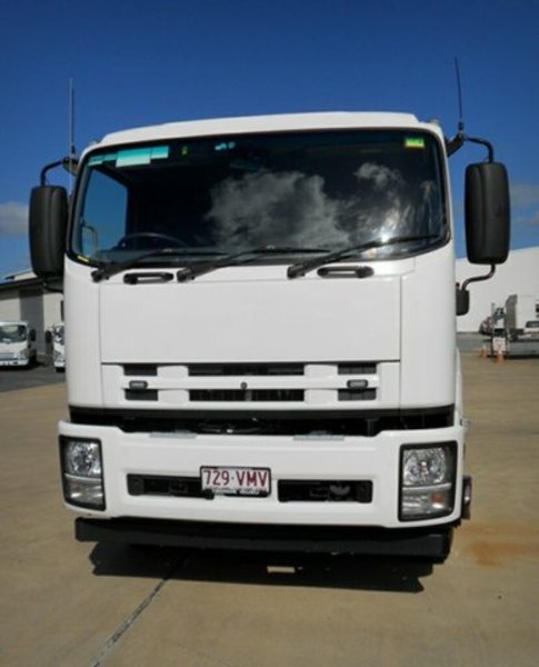2015 ISUZU FVR1000 F