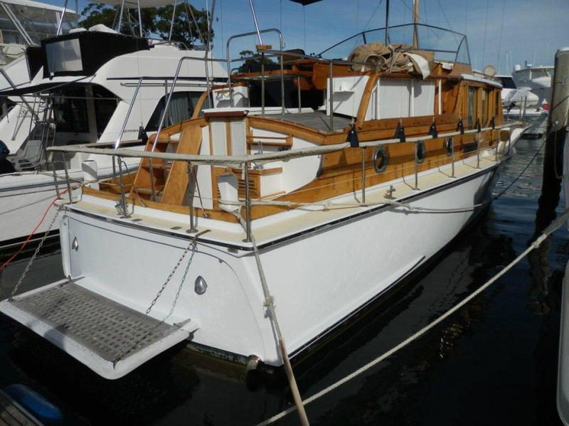 Halvorsen 42 Bridgedeck