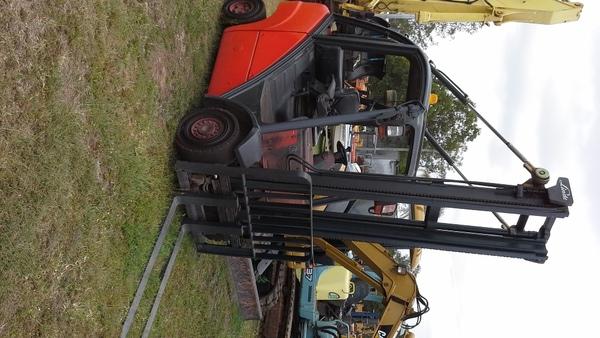2006 LINDE FORKLIFT 846