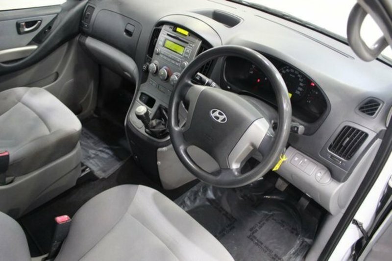 2008 HYUNDAI iMAX TQ
