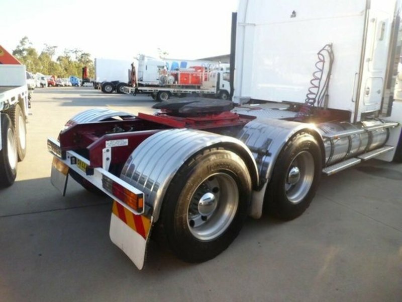 2003 KENWORTH T404 PRIME MOVER