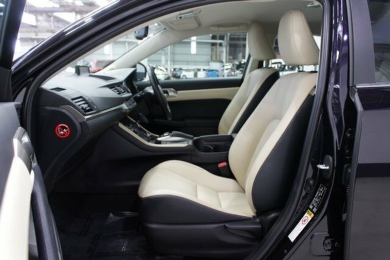 2015 LEXUS CT 200h. HYBRID LUXURY ZWA10R MY15