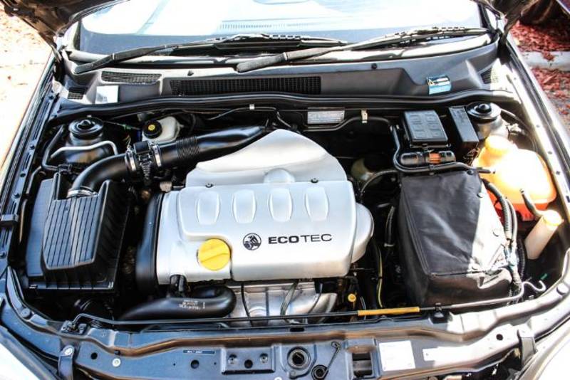 2001 HOLDEN ASTRA CITY TS