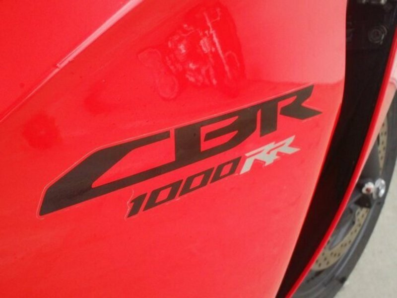 2008 HONDA 1000CC CBR1000RR (FIREBLADE) 8