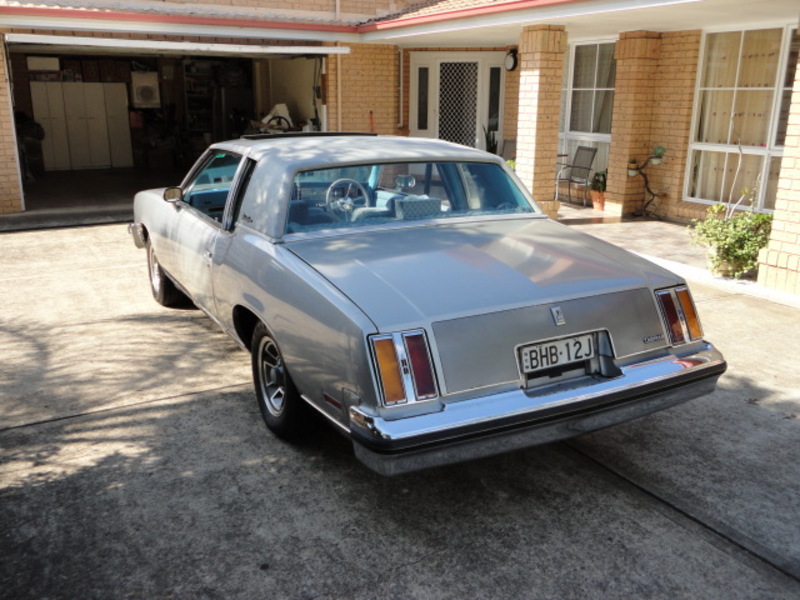 1978 OLDSMOBILE CUTLASS BROUGHAM