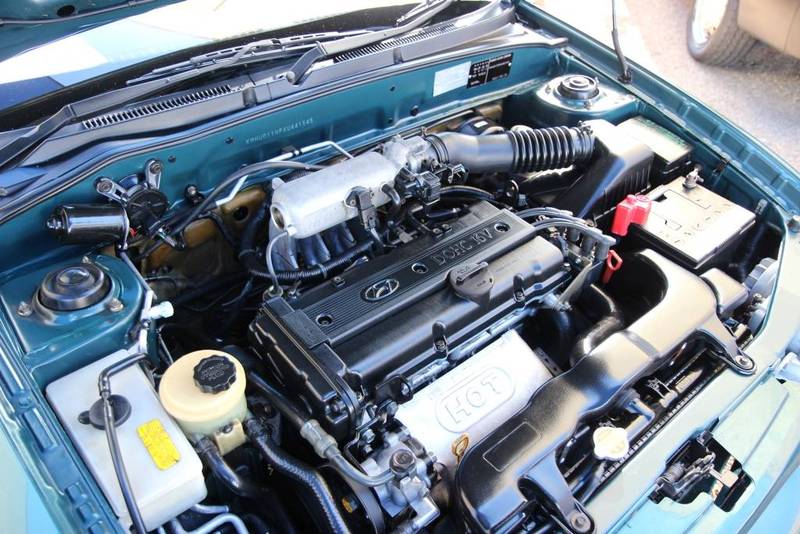 1998 HYUNDAI EXCEL GLX X3