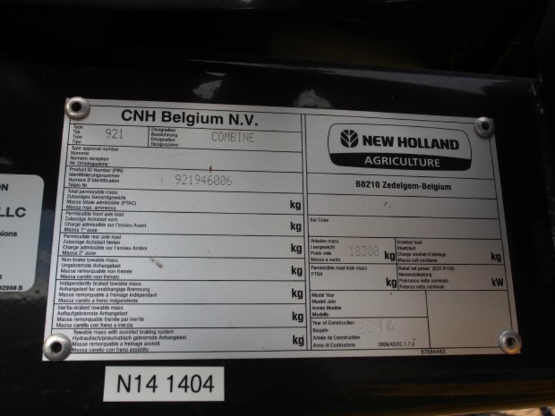 2014 NEW HOLLAND CR8090 CR8090 HarvesterHeader