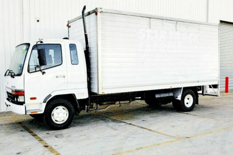 2002 MITSUBISHI FIGHTER FK617