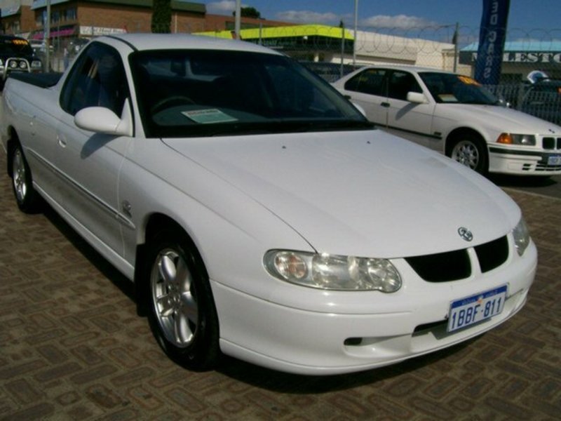 2001 HOLDEN Commodore Ute S 5.7ltr VU