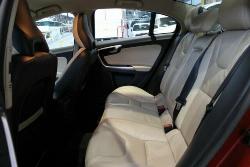 2010 VOLVO S60 T6 F