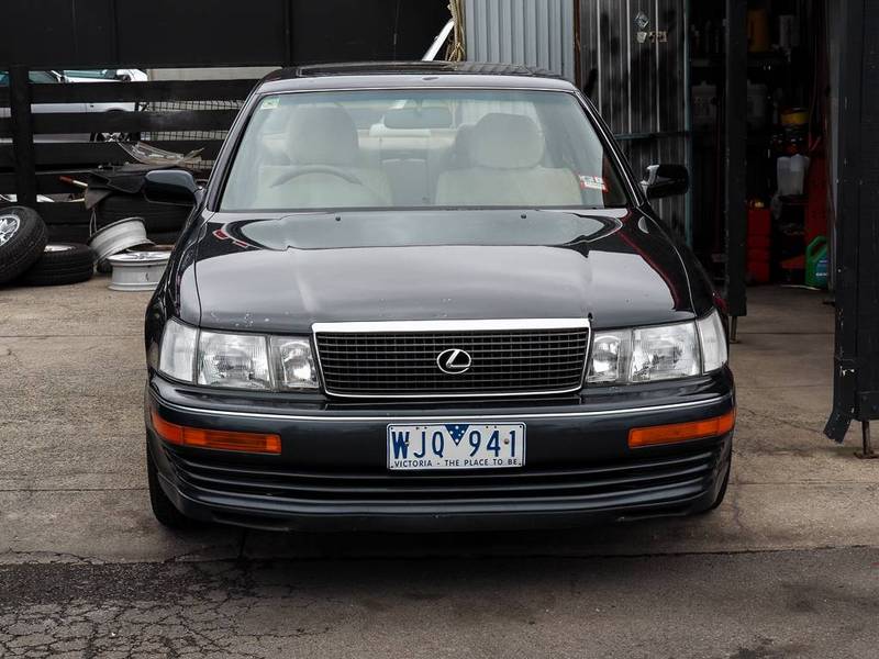 1991 LEXUS LS400 UCF10R