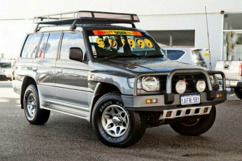 1997 MITSUBISHI PAJERO GLS LWB (4x4) NK