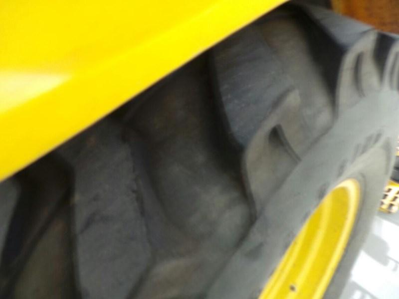 2003 NEW HOLLAND LB90