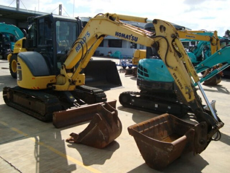 2006 KOMATSU PC40 EXCAVATOR