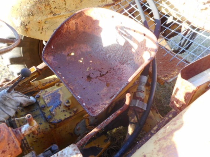 MASSEY FERGUSON 40 Massey Ferguson 40 Backhoe 40 Tractor