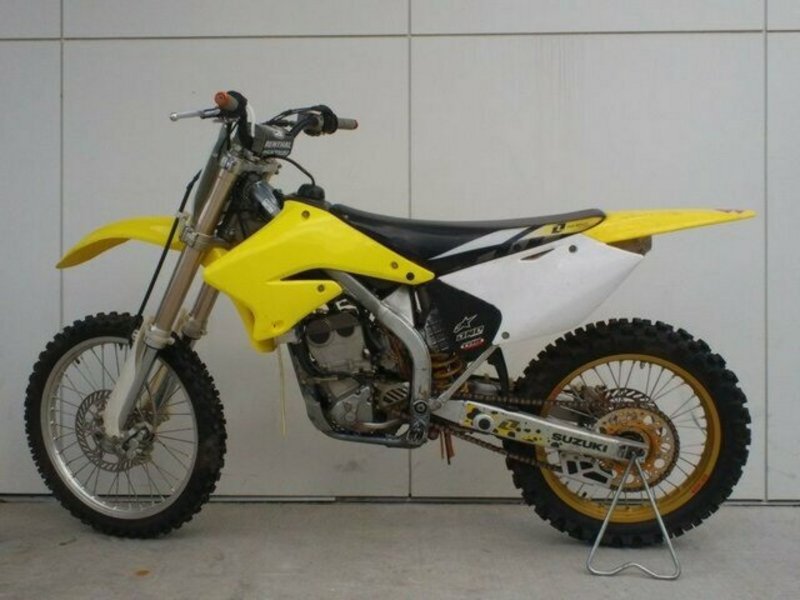 2004 SUZUKI RM-Z250 A11301