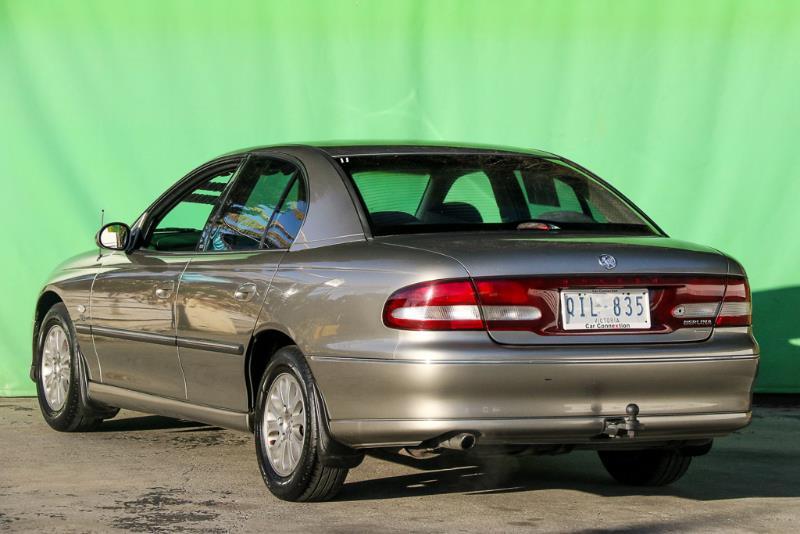 2000 HOLDEN COMMODORE Berlina VT II