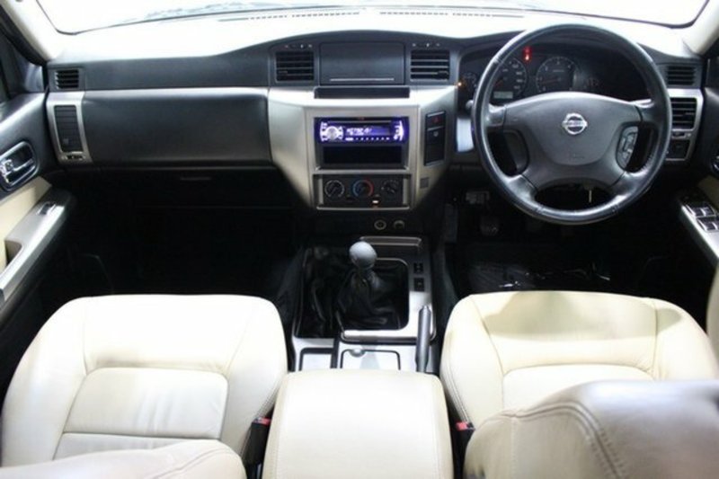 2006 NISSAN PATROL ST (4x4) GU IV