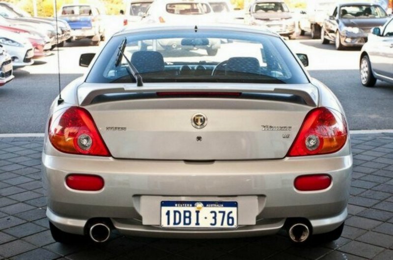 2004 HYUNDAI TIBURON V6