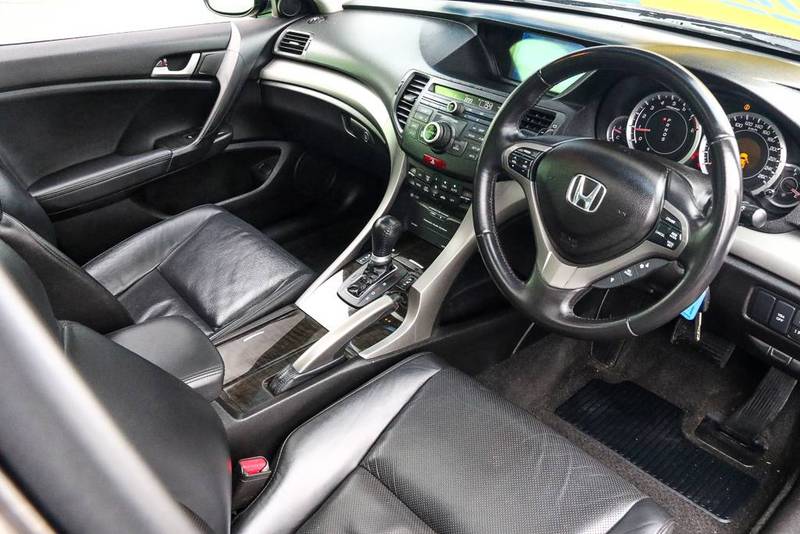 2010 HONDA ACCORD EURO LUXURY NAVI 10 MY11
