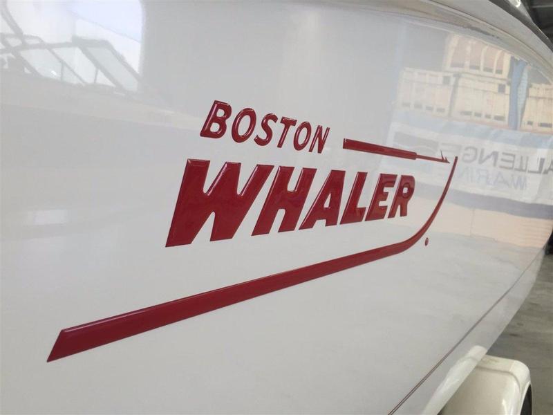 Boston Whaler 240 Outrage Nicest example in Australia