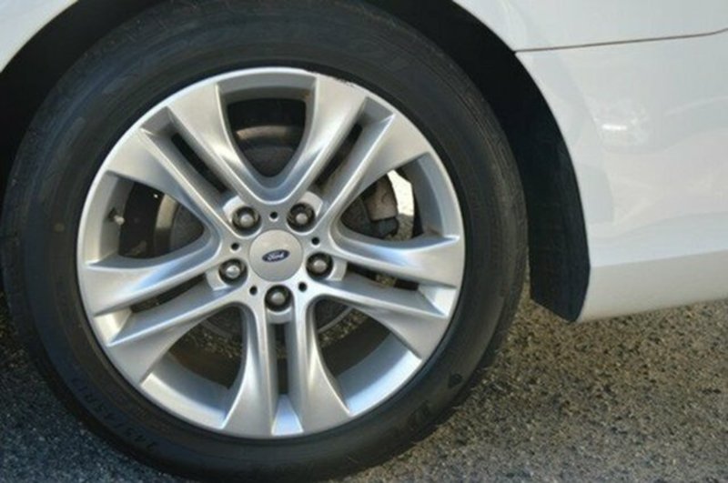 2010 FORD FALCON XR6 FG