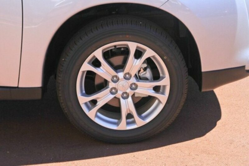 2013 MITSUBISHI OUTLANDER ASPIRE (4x4) ZJ