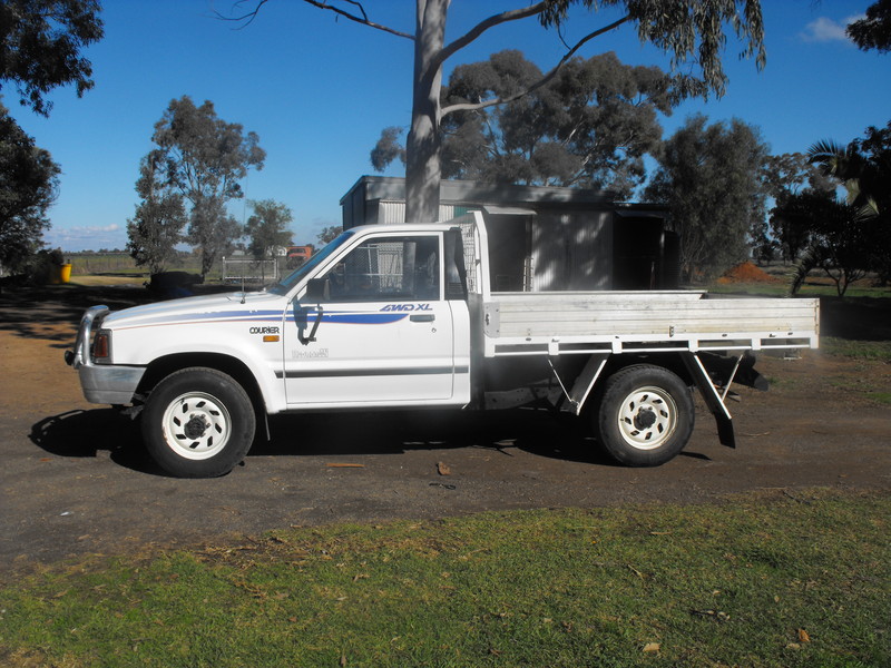 1998 FORD COURIER TRADESMAN XL