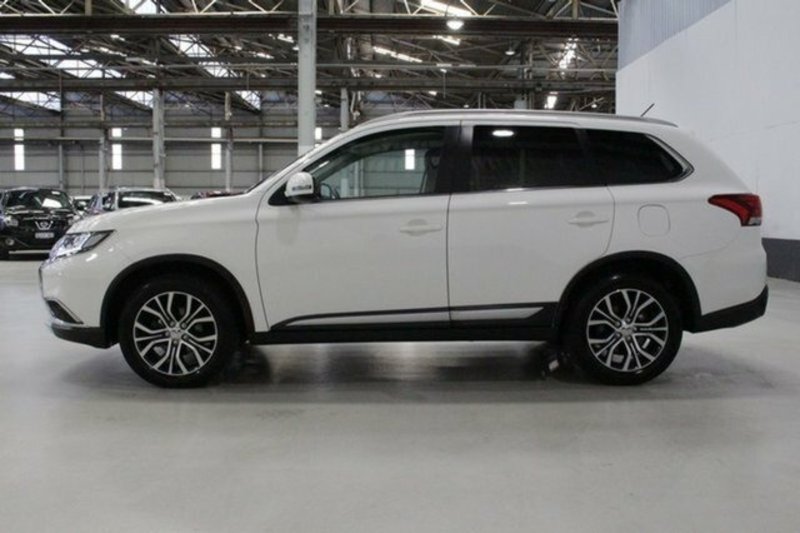 2015 MITSUBISHI OUTLANDER ES (4x4) ZJ MY14.5