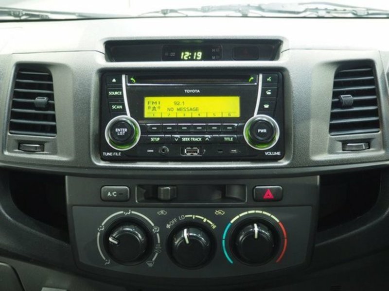 2012 TOYOTA HILUX SR (4x4) KUN26R MY12