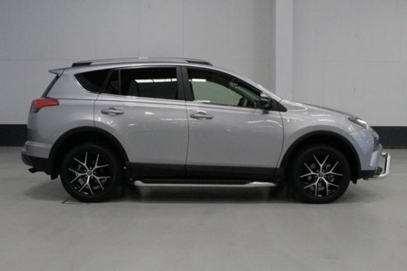 2017 TOYOTA RAV4 GXL (2WD) ZSA42R MY17