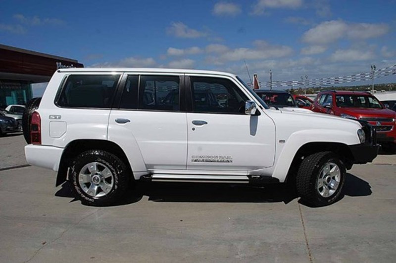 2011 NISSAN PATROL ST GU 7 MY10