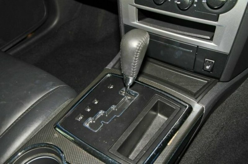 2010 CHRYSLER 300C SRT8 LE MY08