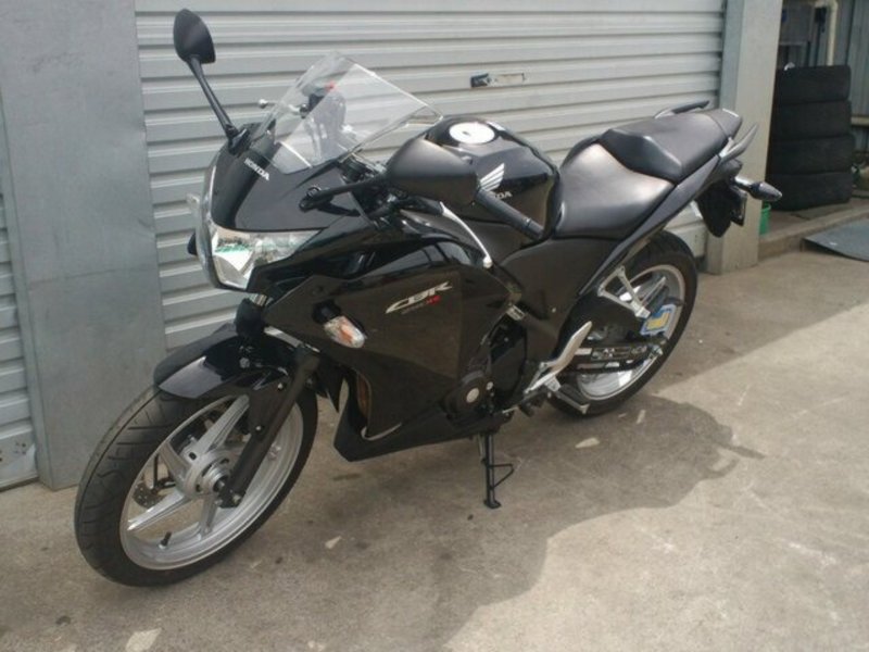 2011 HONDA 250CC CBR250R MY11