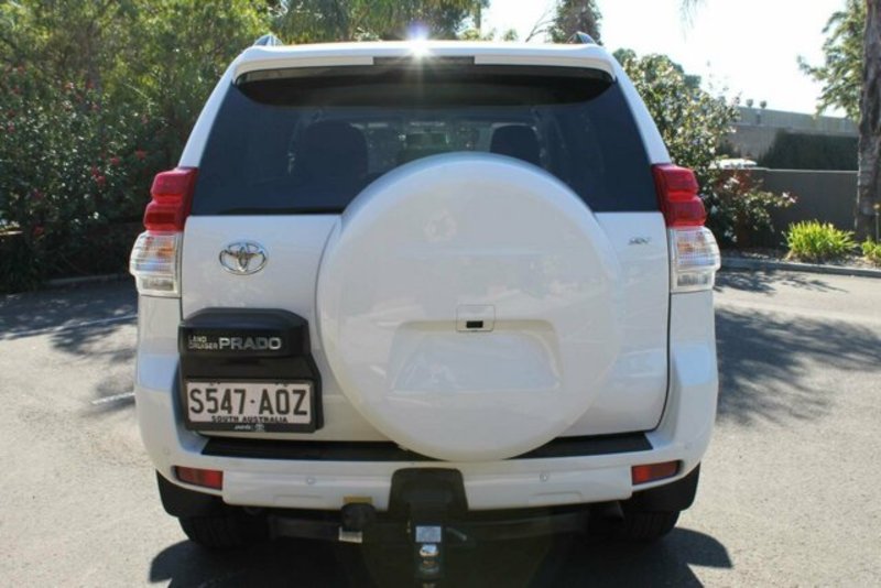 2011 TOYOTA LANDCRUISER PRADO SX (4x4) KDJ155R