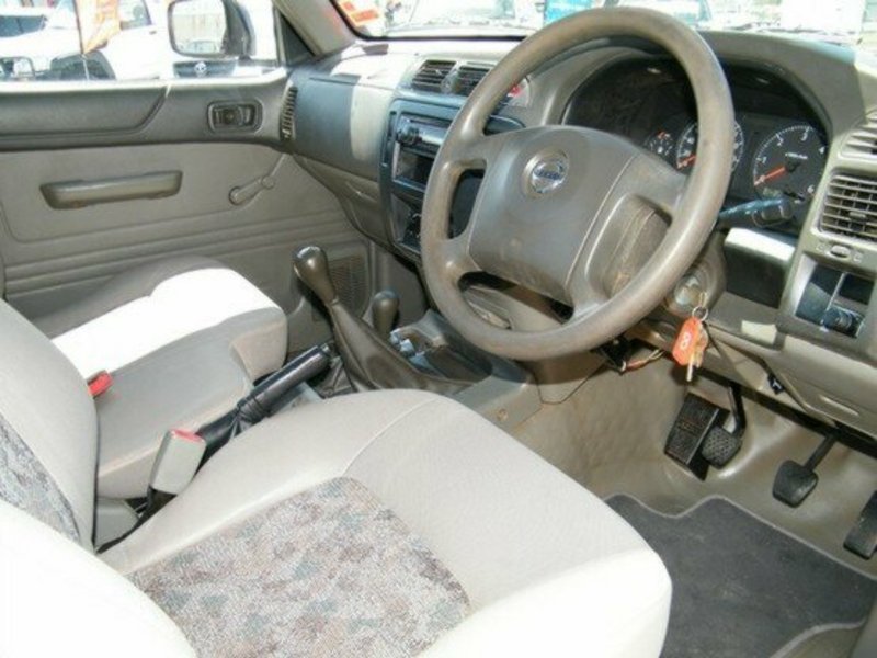 2004 NISSAN PATROL DX GU II