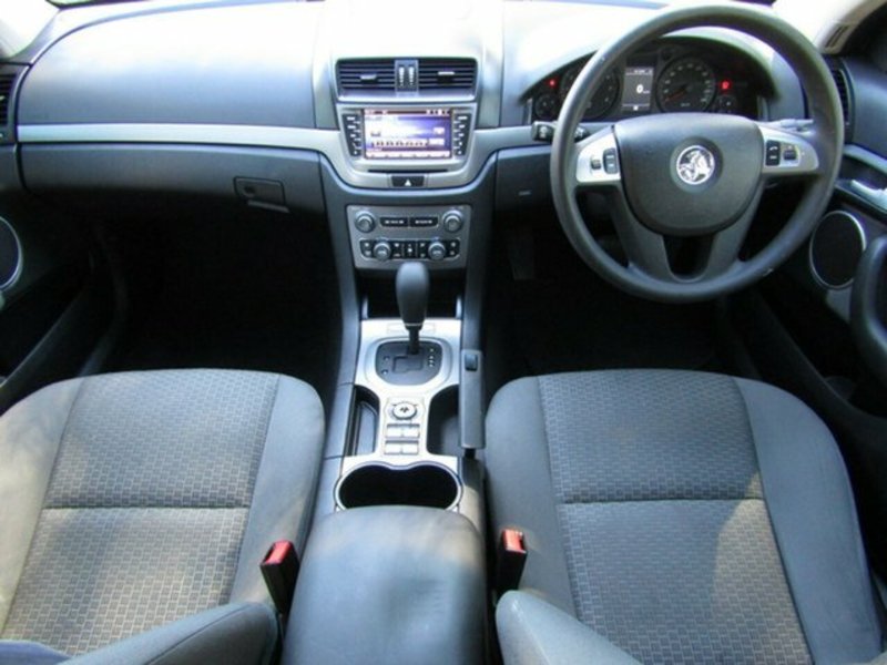 2011 HOLDEN COMMODORE OMEGA VE II MY12